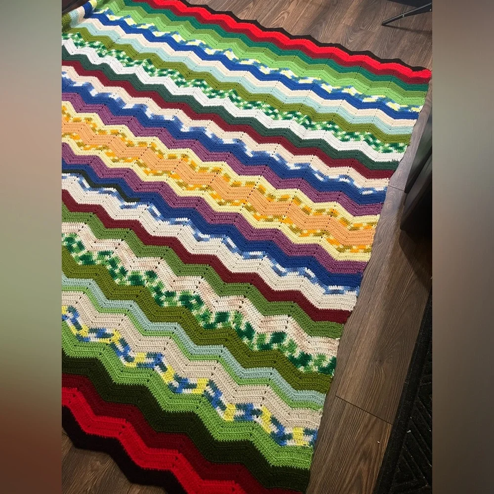 VTG Afghan Crochet Handmade Grandma blanket quilt‎ Cottage 75x80